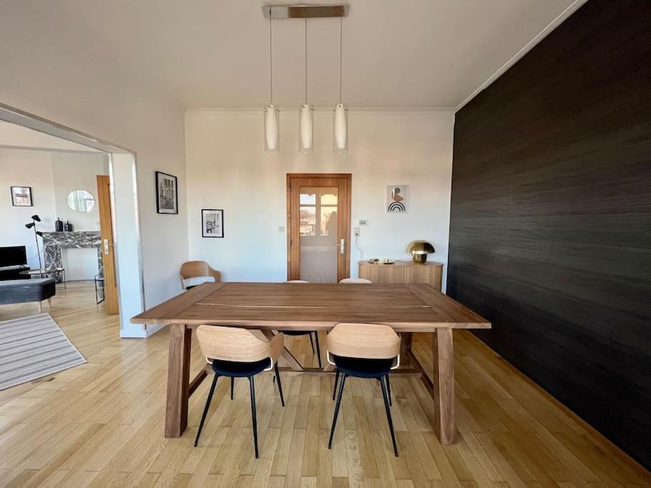Bellevue - Grand Appartement Pour 5 Sur Les Quais De La Meuse Liège Eksteriør billede