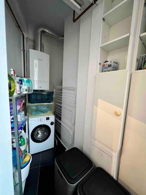 Bellevue - Grand Appartement Pour 5 Sur Les Quais De La Meuse Liège Eksteriør billede