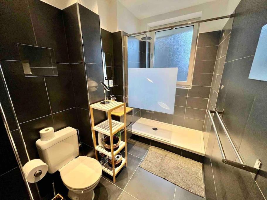 Bellevue - Grand Appartement Pour 5 Sur Les Quais De La Meuse Liège Eksteriør billede