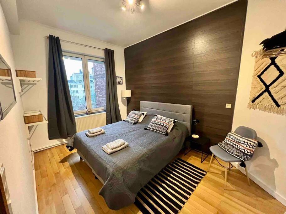 Bellevue - Grand Appartement Pour 5 Sur Les Quais De La Meuse Liège Eksteriør billede