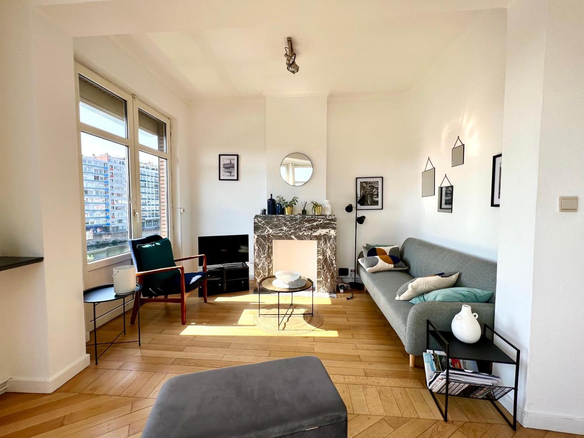 Bellevue - Grand Appartement Pour 5 Sur Les Quais De La Meuse Liège Eksteriør billede
